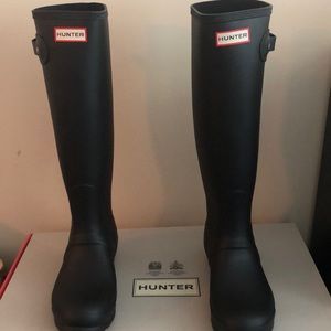 Hunter boots (NWT)
